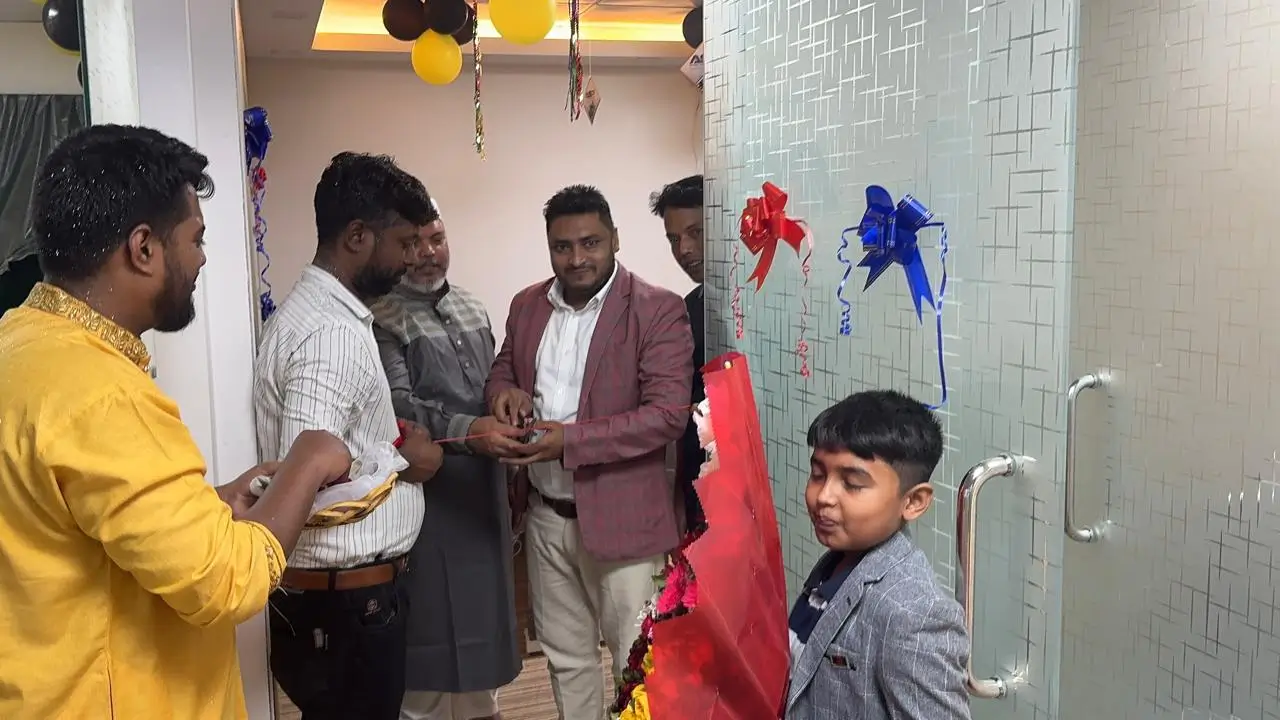 WhatsApp Image 2025-11-17 at 11.35.08 (1)